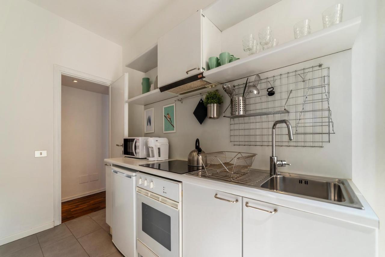 Fontana Di Trevi Design Apartment Рим Экстерьер фото