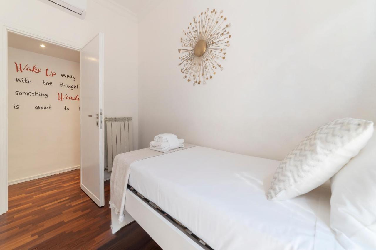 Fontana Di Trevi Design Apartment Рим Экстерьер фото