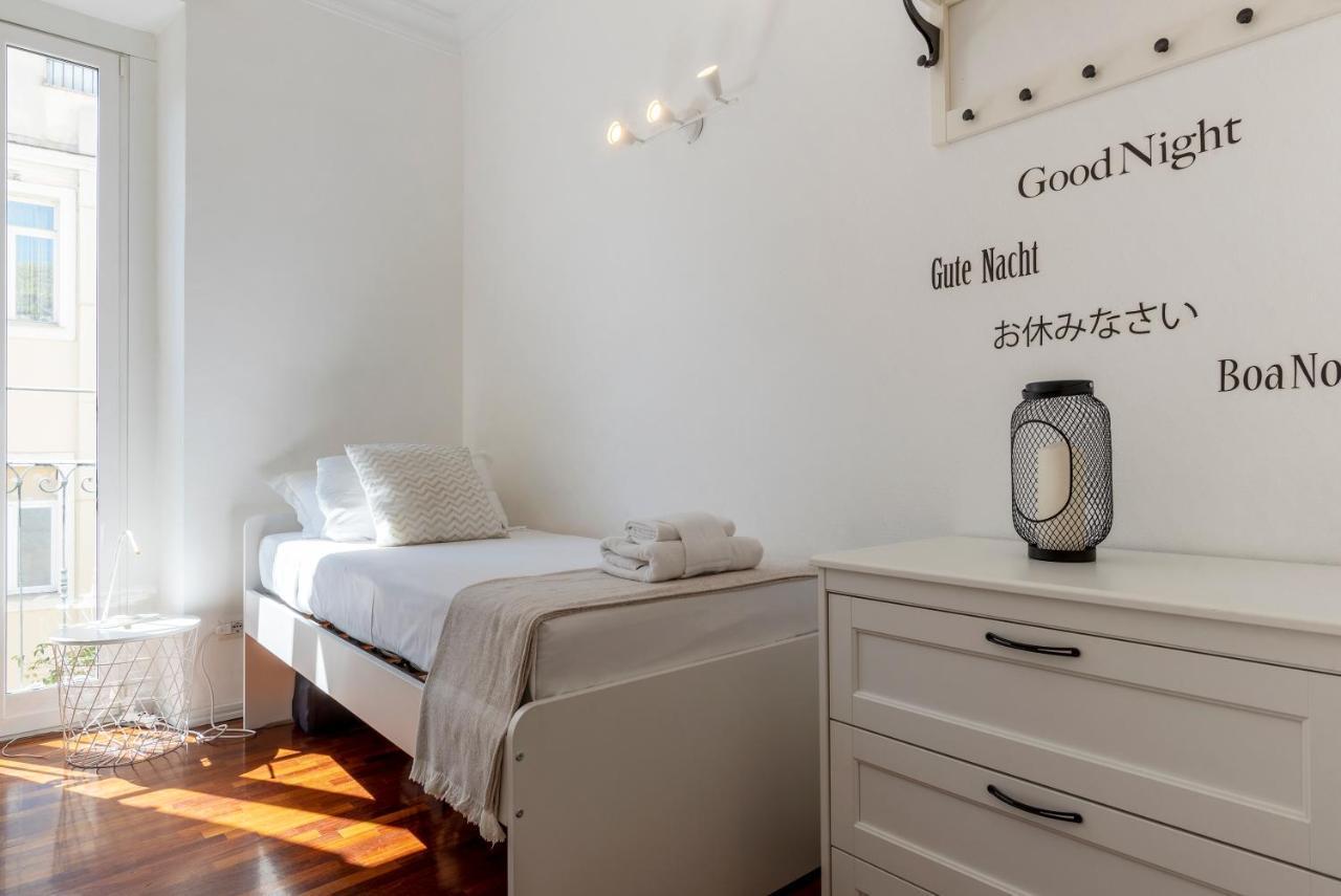 Fontana Di Trevi Design Apartment Рим Экстерьер фото