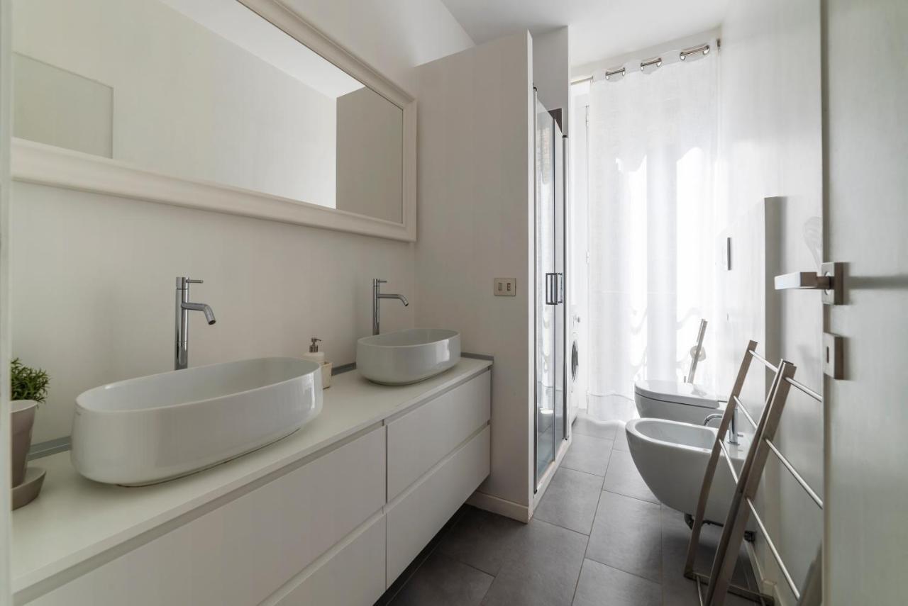 Fontana Di Trevi Design Apartment Рим Экстерьер фото